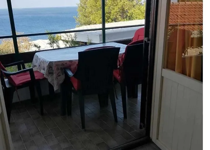 Kapiton 2 * Jelsa (Hvar)