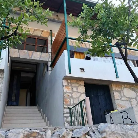 Kapiton 2 *
